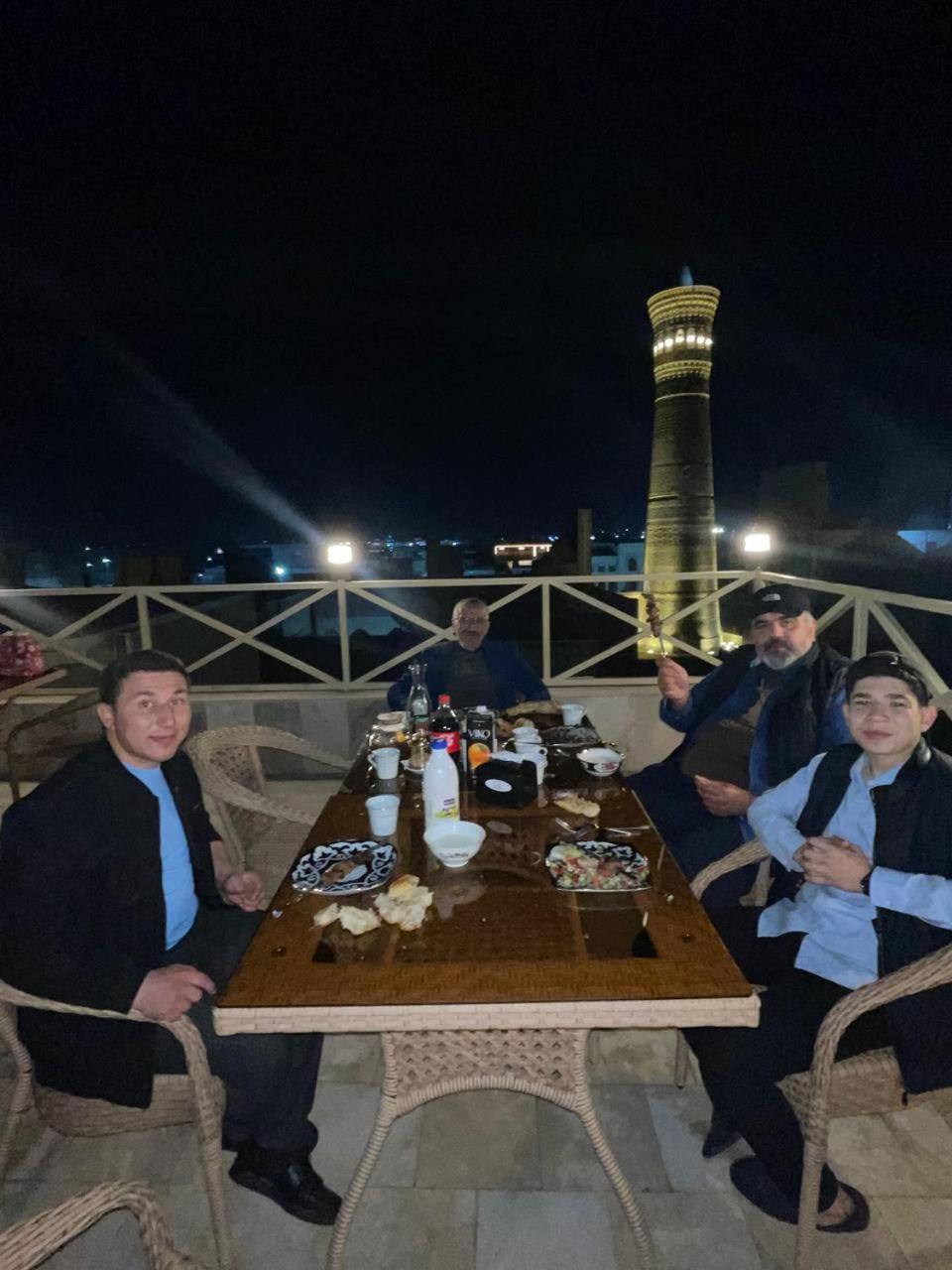 Poyi Kalon Teracce Hotel حلال بخارى المظهر الخارجي الصورة